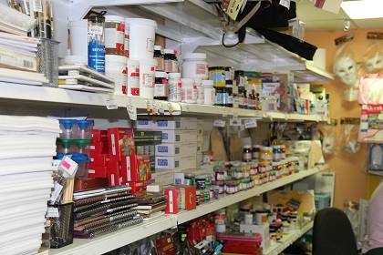 магазин мир художника. магазин художник уфа на проспекте октября. мир художника. картинный магазин. магазин художник на асафьева.